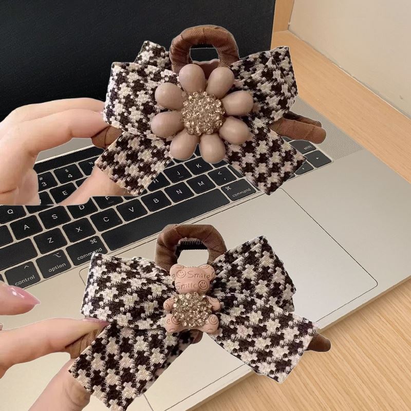 蝴蝶结布艺抓夹新款太阳花小熊丸子头发夹洋气千鸟格镶钻鲨鱼夹女