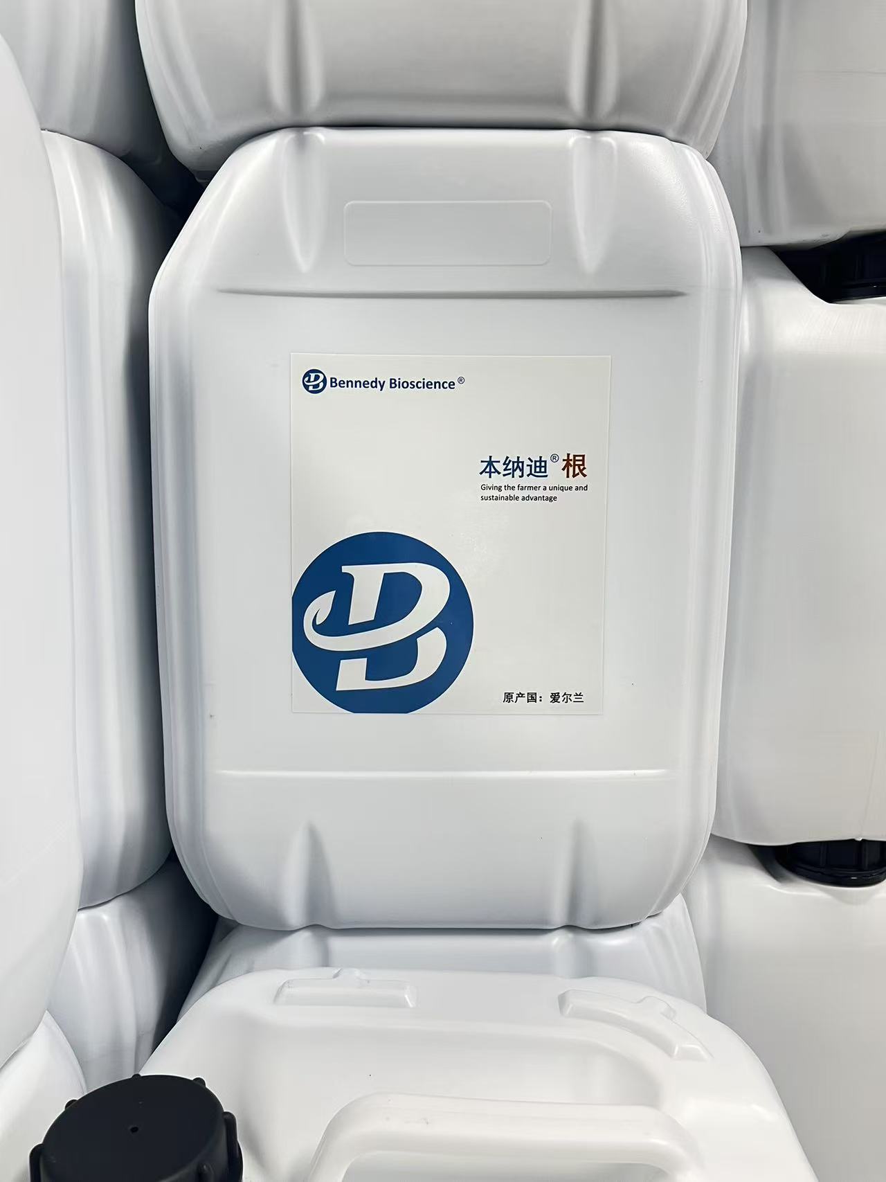 【爱尔兰】本纳迪根、生主根侧根毛根水溶肥、氨基酸海藻酸腐殖酸