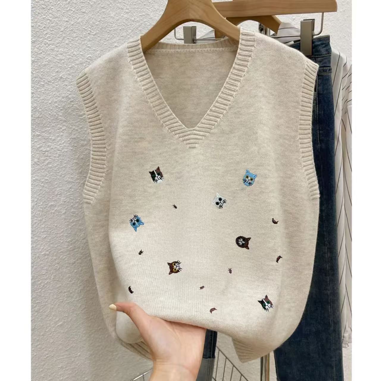 高级感马甲针织衫女早秋韩版小熊刺绣马夹背心坎肩叠穿上衣501