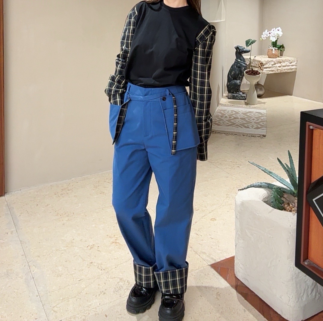 EENK宝蓝色口袋外挂造型长裤 WENDYZ