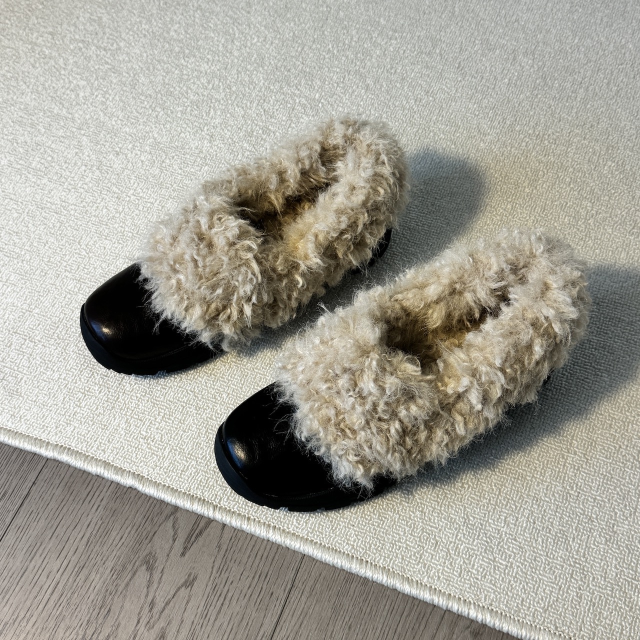 六也「运动毛毛鞋」11号秋冬厚底真皮圆头舒适保暖静音皮鞋L1185