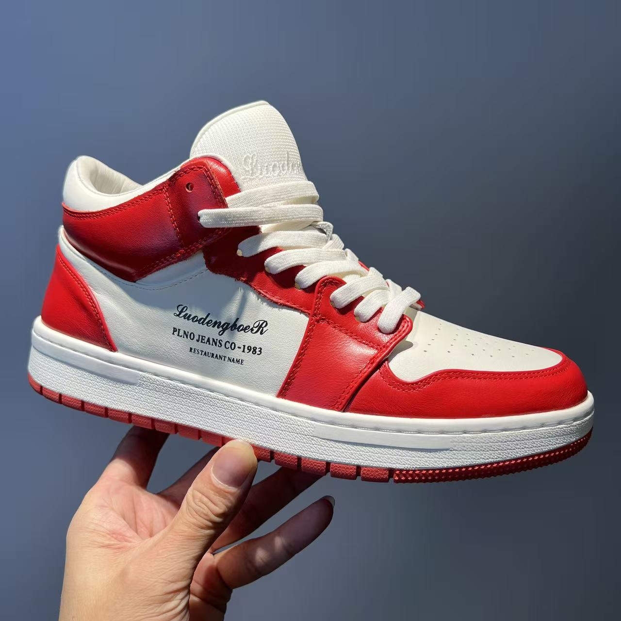 时尚休闲舒适耐磨潮流男士休闲运动鞋高帮百搭板鞋652