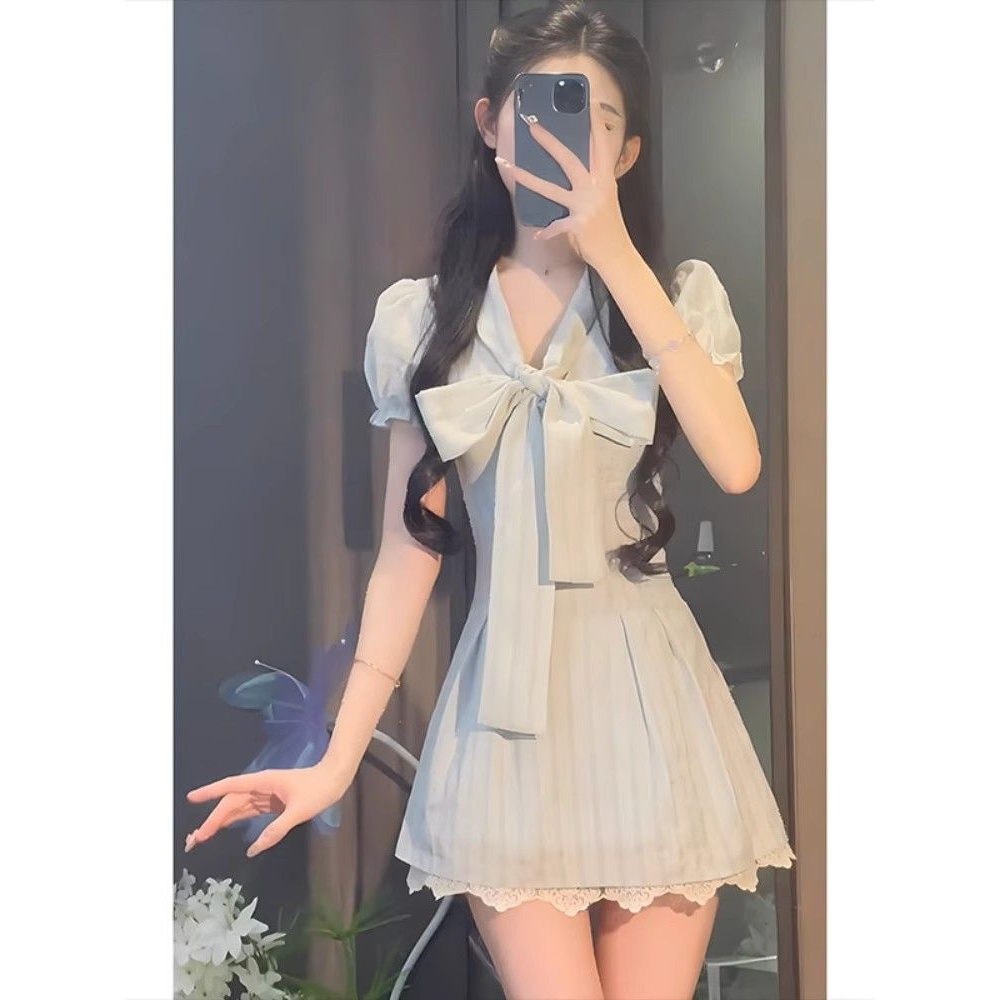 法式甜美蕾丝气质蝴蝶结连衣裙mm夏季收腰设计显瘦辣妹