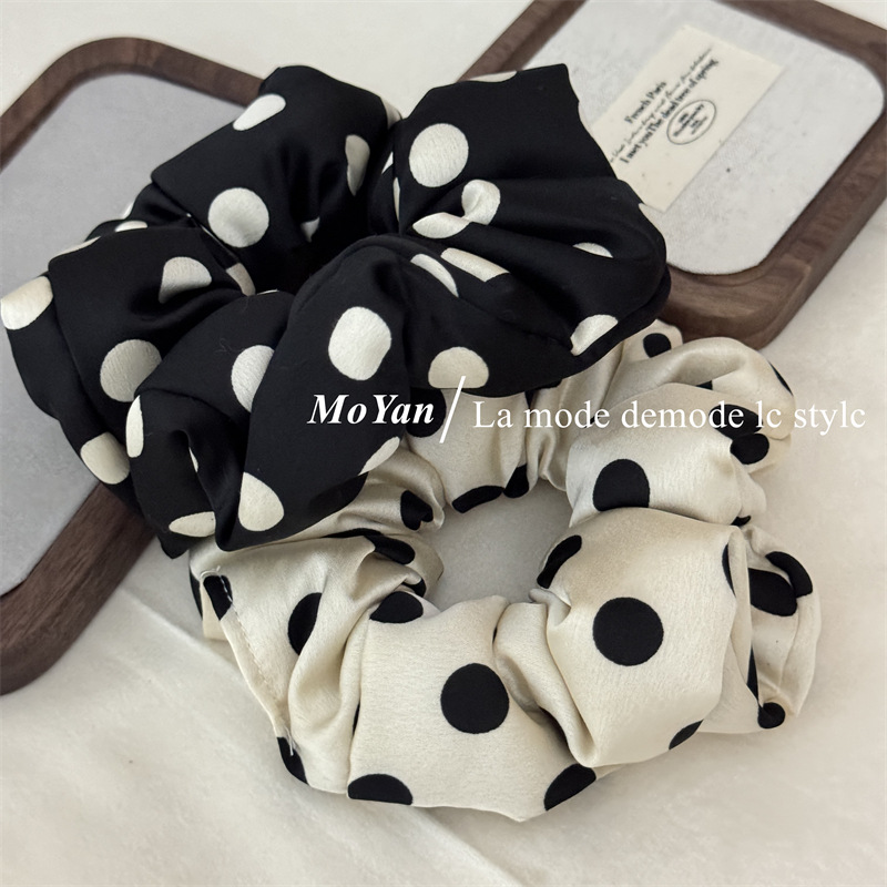 两个装黑白波点填充棉布艺大肠发圈时尚泡泡头花百搭扎发绳头绳