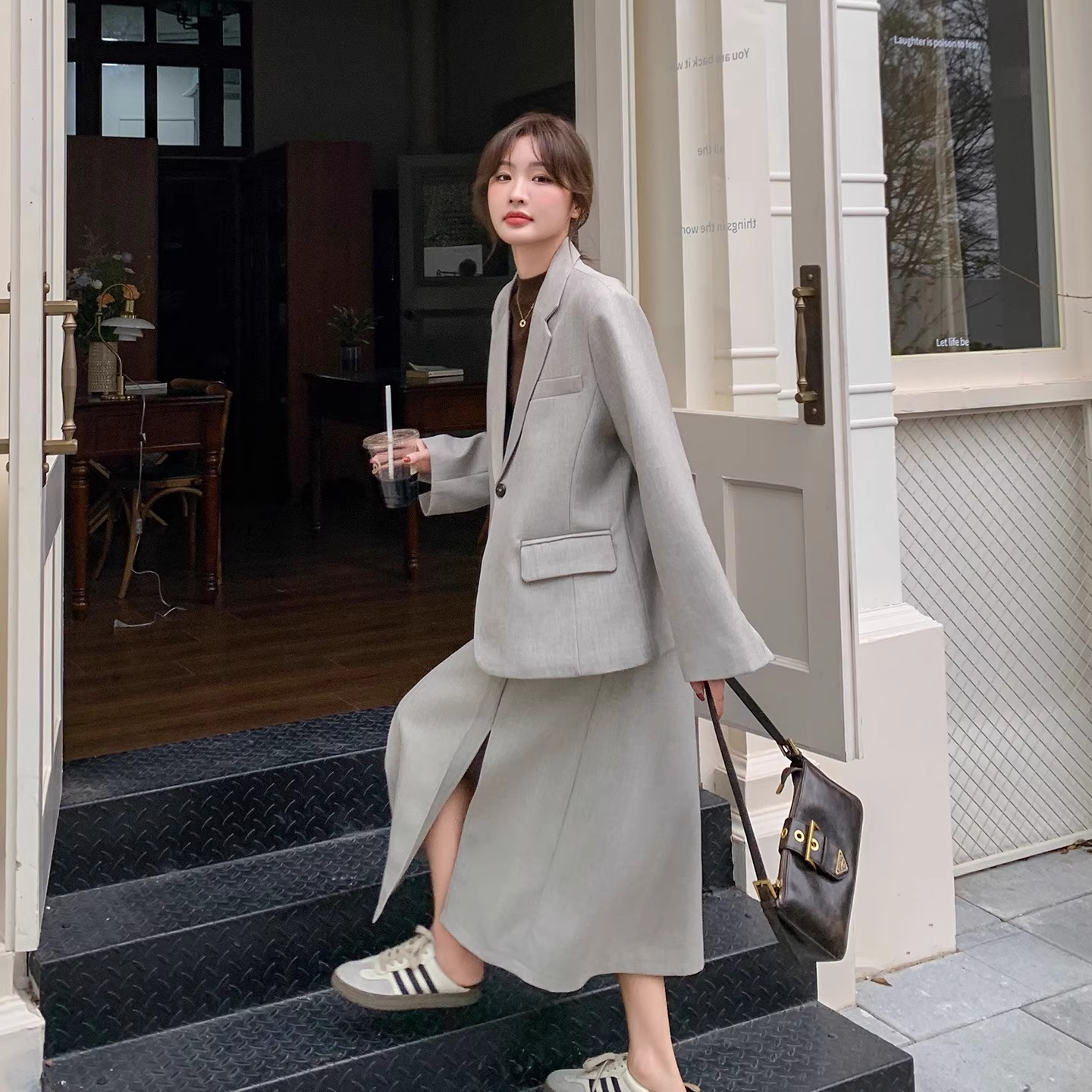 灰色韩系职业通勤西服套装裙女2025秋高级感气质西装半身裙两件套