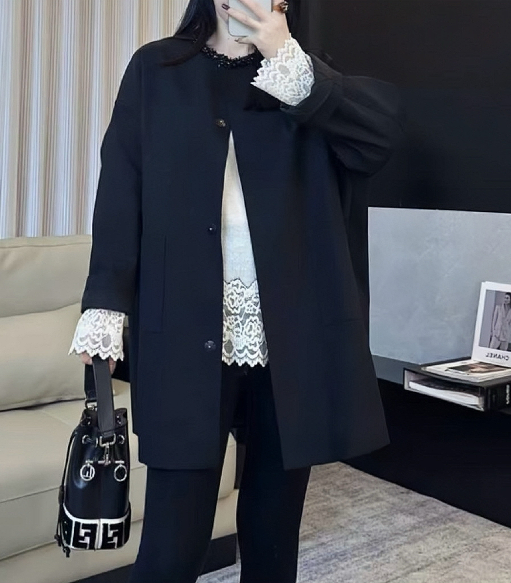 【奥兰多多&杨子家轻奢定制】原创领口钉珠风衣24851