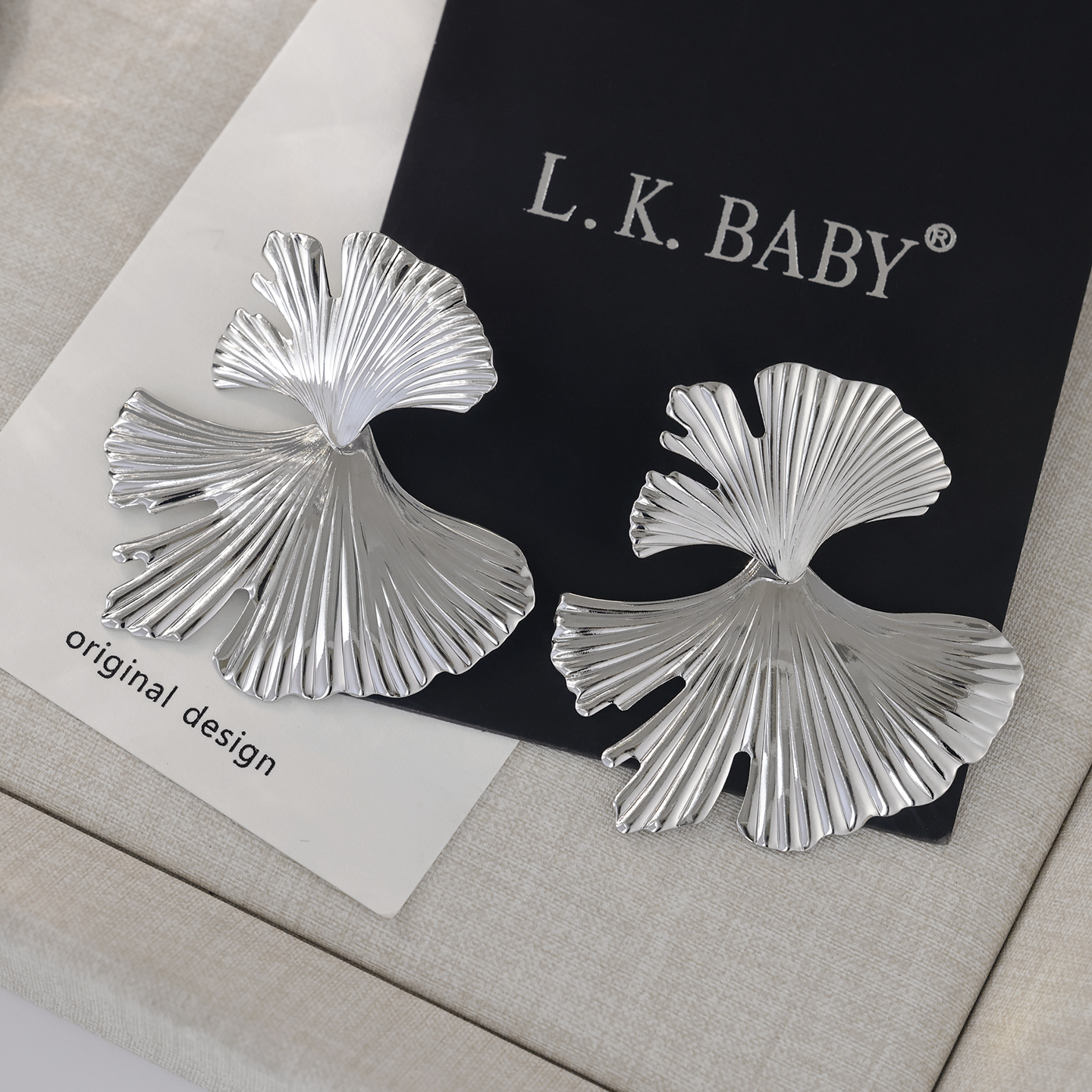 铜合金耳饰 镀k金「银杏叶」银色耳坠气质时尚法式小众素款高端耳钉