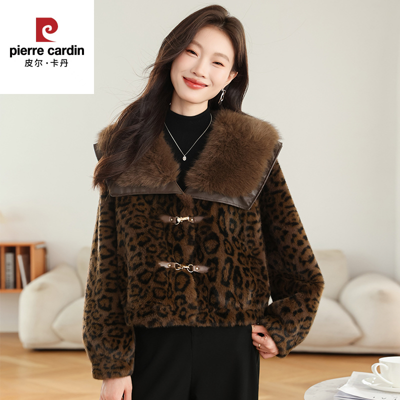 皮尔卡丹水貂绒皮毛一体翻领豹纹针织外套女开衫短款宽松大码2025