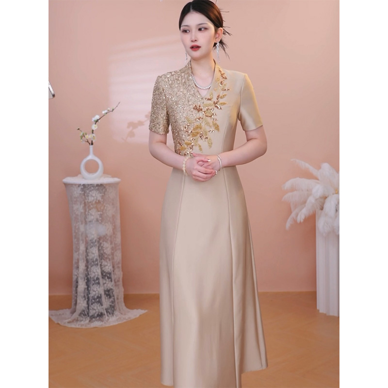 婚礼妈妈礼服年轻高贵结婚妈妈装婚宴气质喜婆婆喜妈妈婚宴装秋款