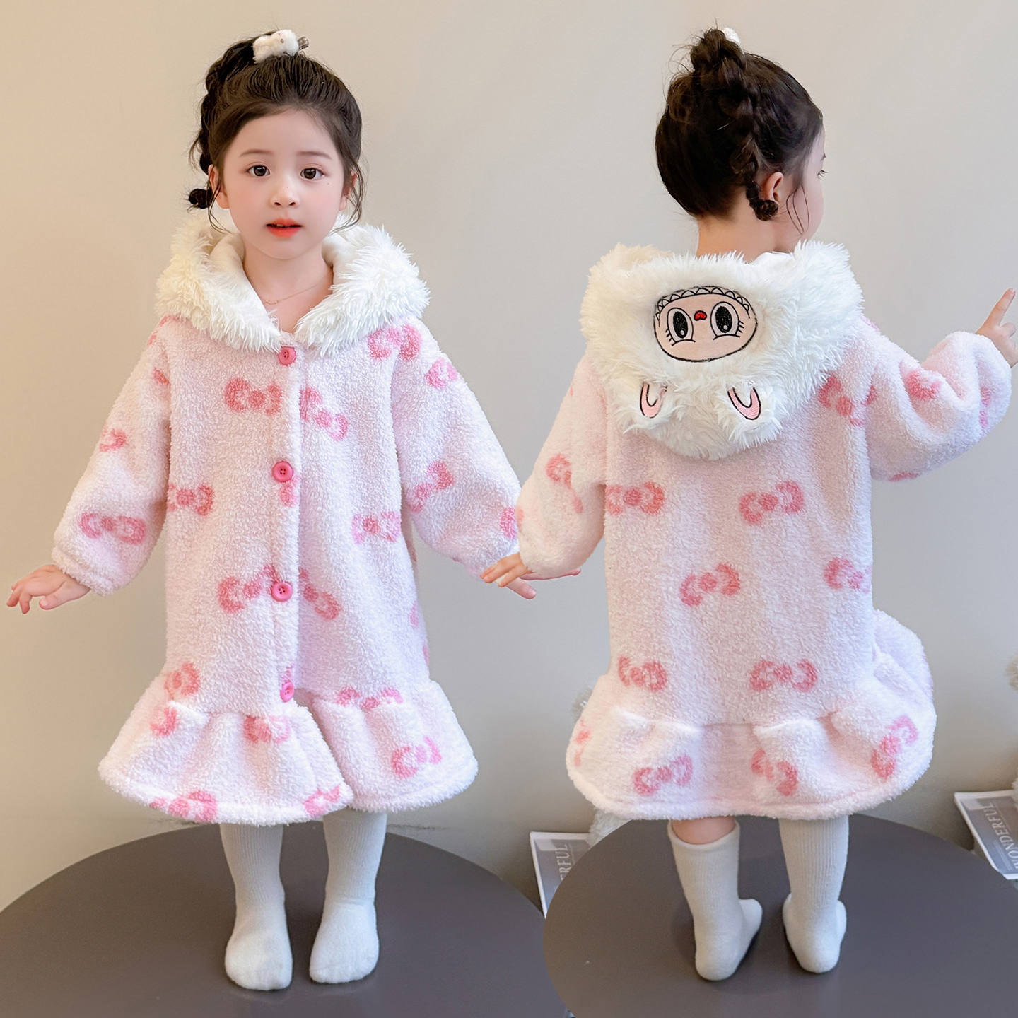 女童睡衣2025新款秋冬可爱洋气儿童珊瑚绒家居服女宝宝法兰绒睡袍