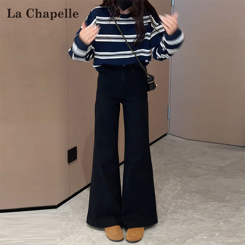 拉夏贝尔黑色加绒微喇牛仔裤女秋冬2025新款不贴腿加厚马蹄喇叭裤