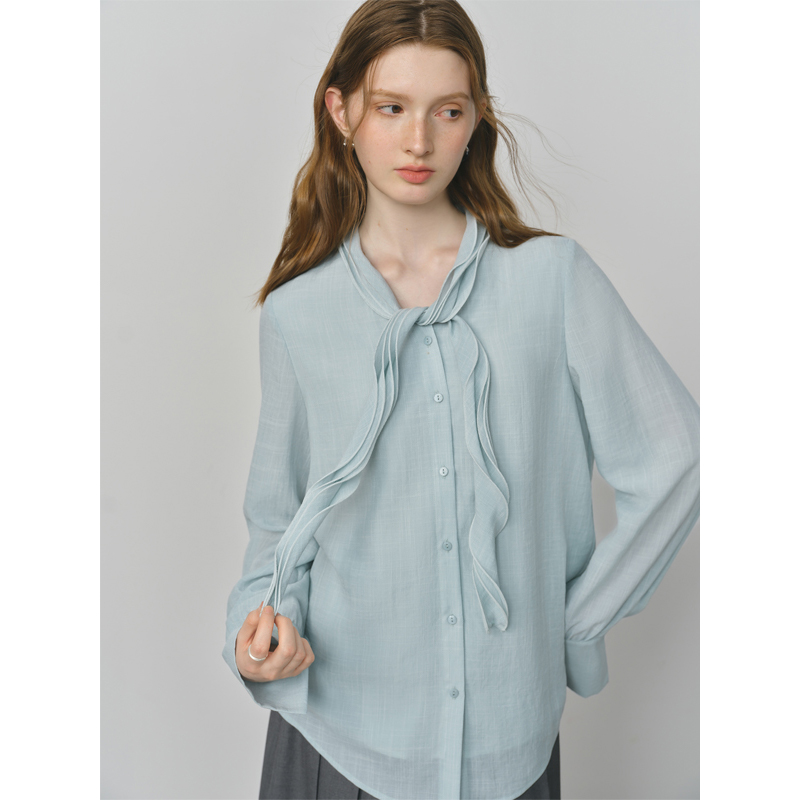 范思蓝恩不规则荷叶边衬衫女2025秋装通勤V领衬衣上衣女25FS13306