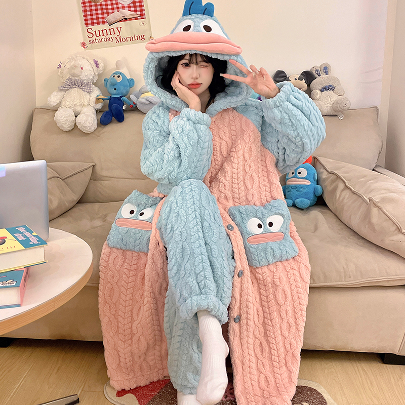 丑鱼睡衣女款2025新款冬季睡袍女加绒加厚抗静电珊瑚绒家居服浴袍