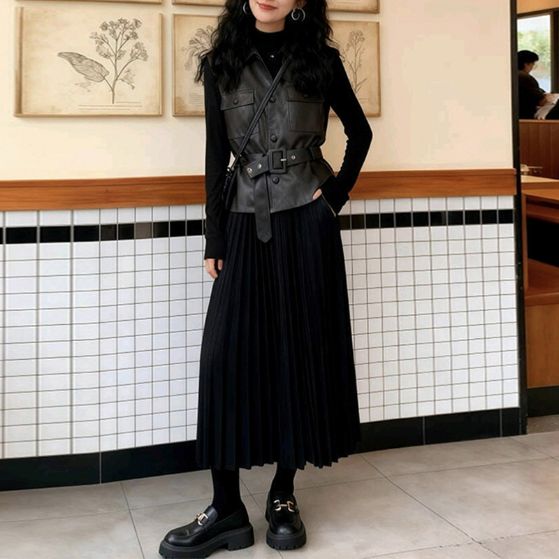 大方得体两件套装女独特高级设计感穿搭马甲松弛感气质连衣裙套装