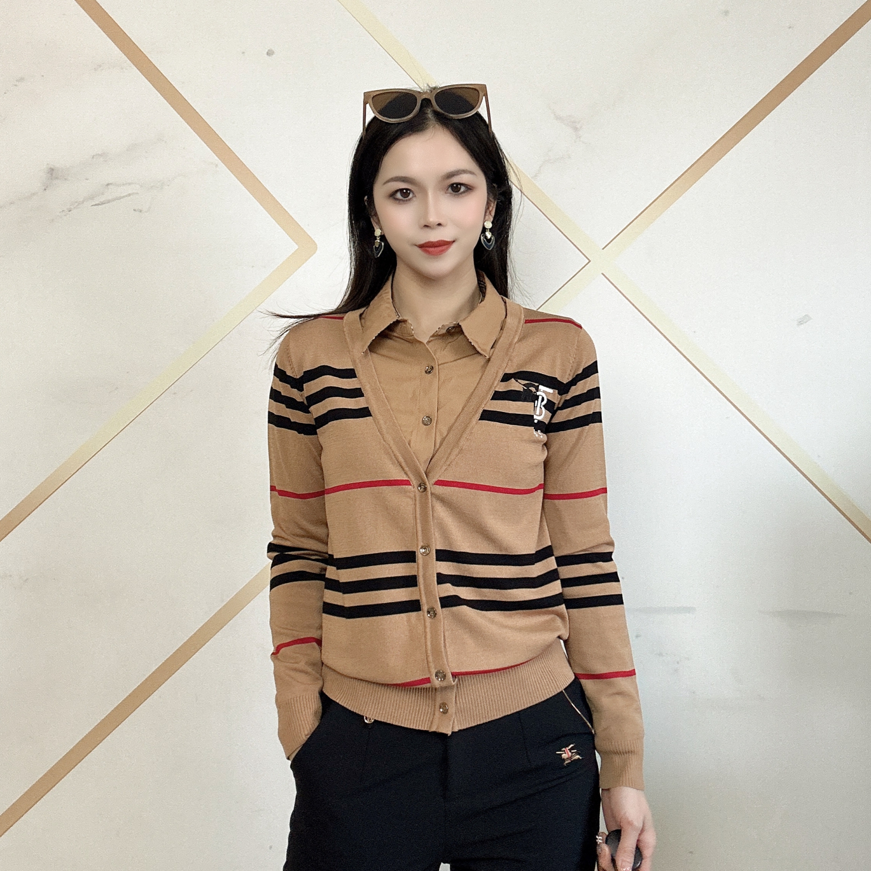 秋冬季新款上衣女装条纹毛衣休闲百搭衬衫领假两件长袖时尚针织衫