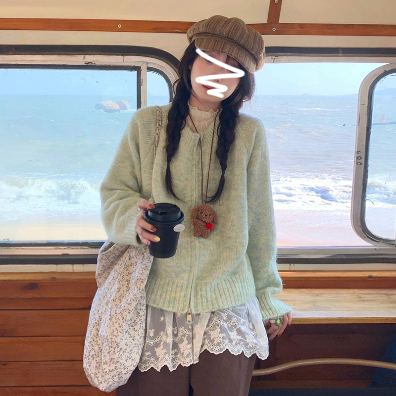 绿色圆领毛衣外套女早春2025新款小香慵懒风韩系针织开衫高级感上