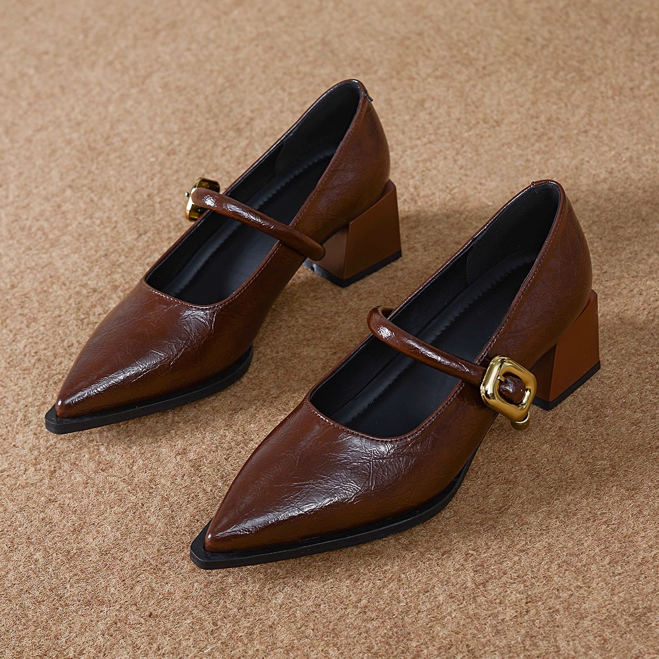 尖头职业黑色高跟鞋女粗跟2025年春夏新款法式浅口中跟玛丽珍单鞋