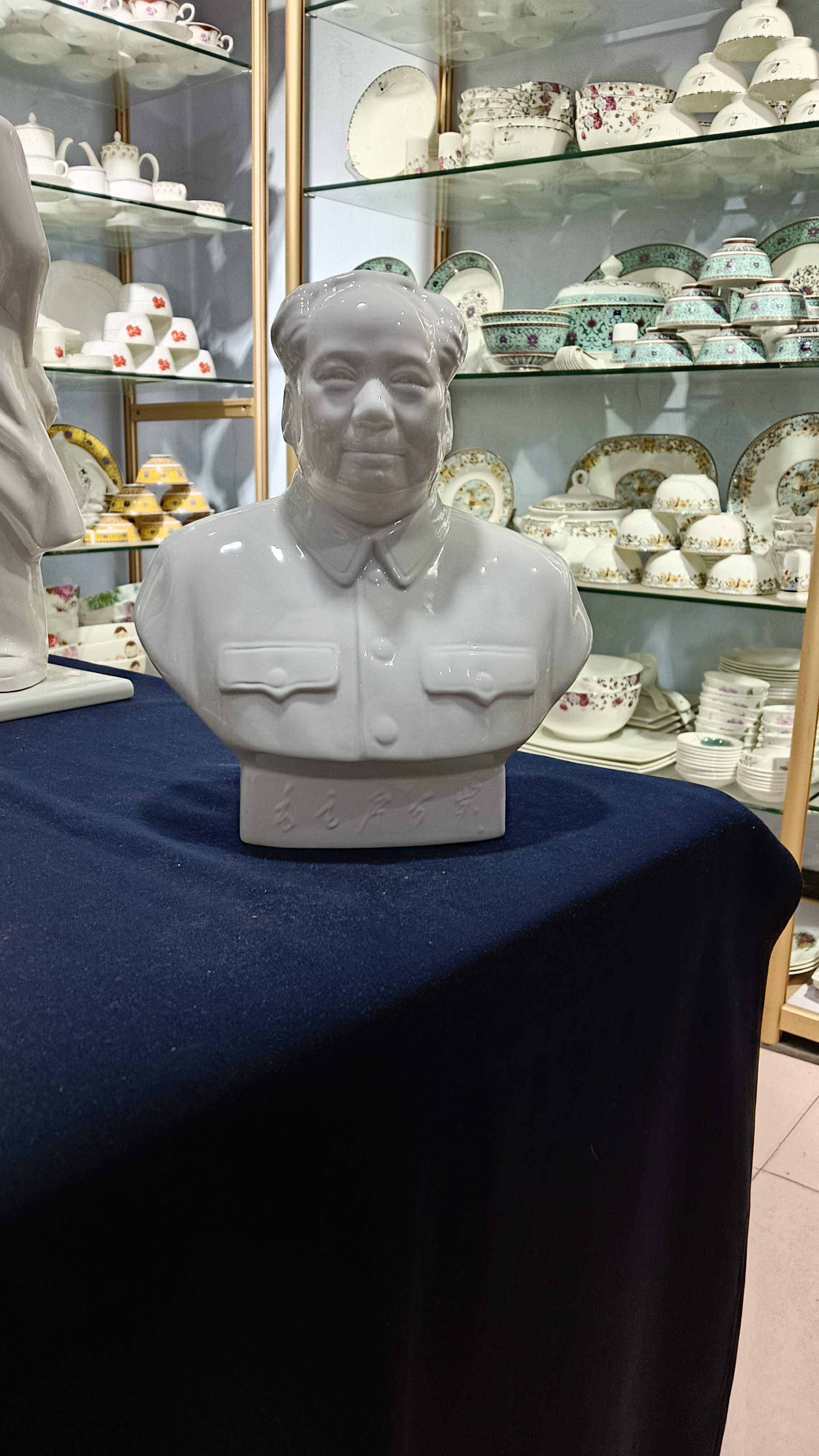 复古老款唐山一厂敬制4号毛爷爷文像高25厘米白胎陶瓷像