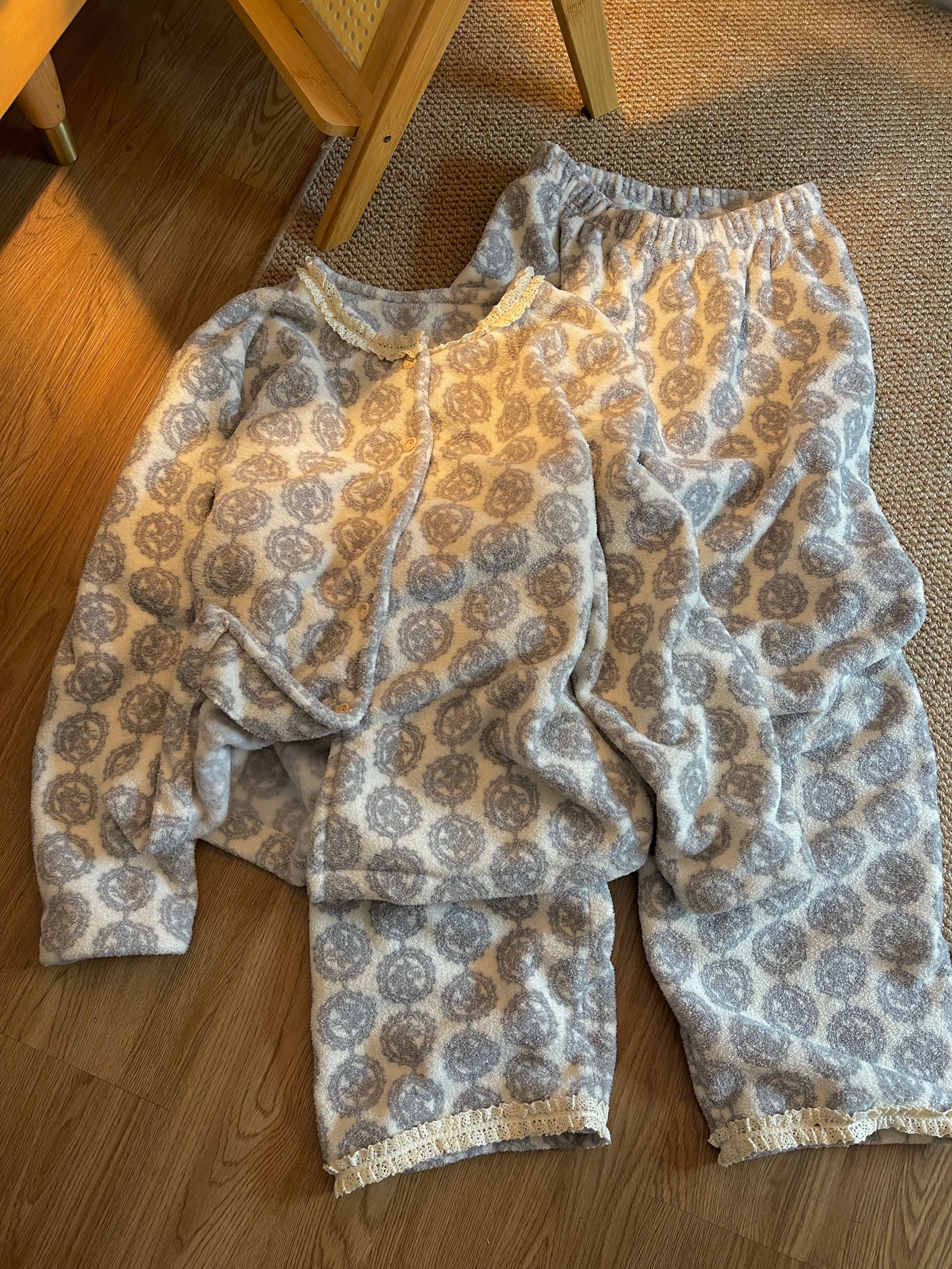 法式复古甜美少女印花保暖珊瑚绒睡衣女秋冬季2025新款家居服套装