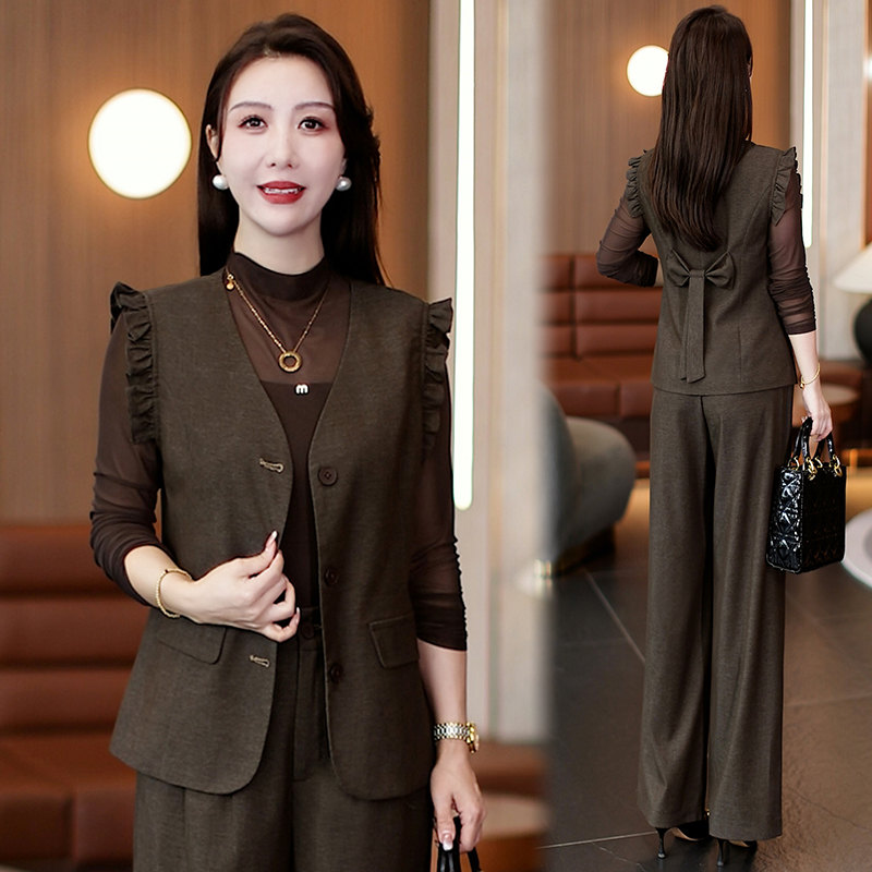 时尚套装2025秋冬新款爆款洋气女神范西装马甲打底衫阔腿裤三件套
