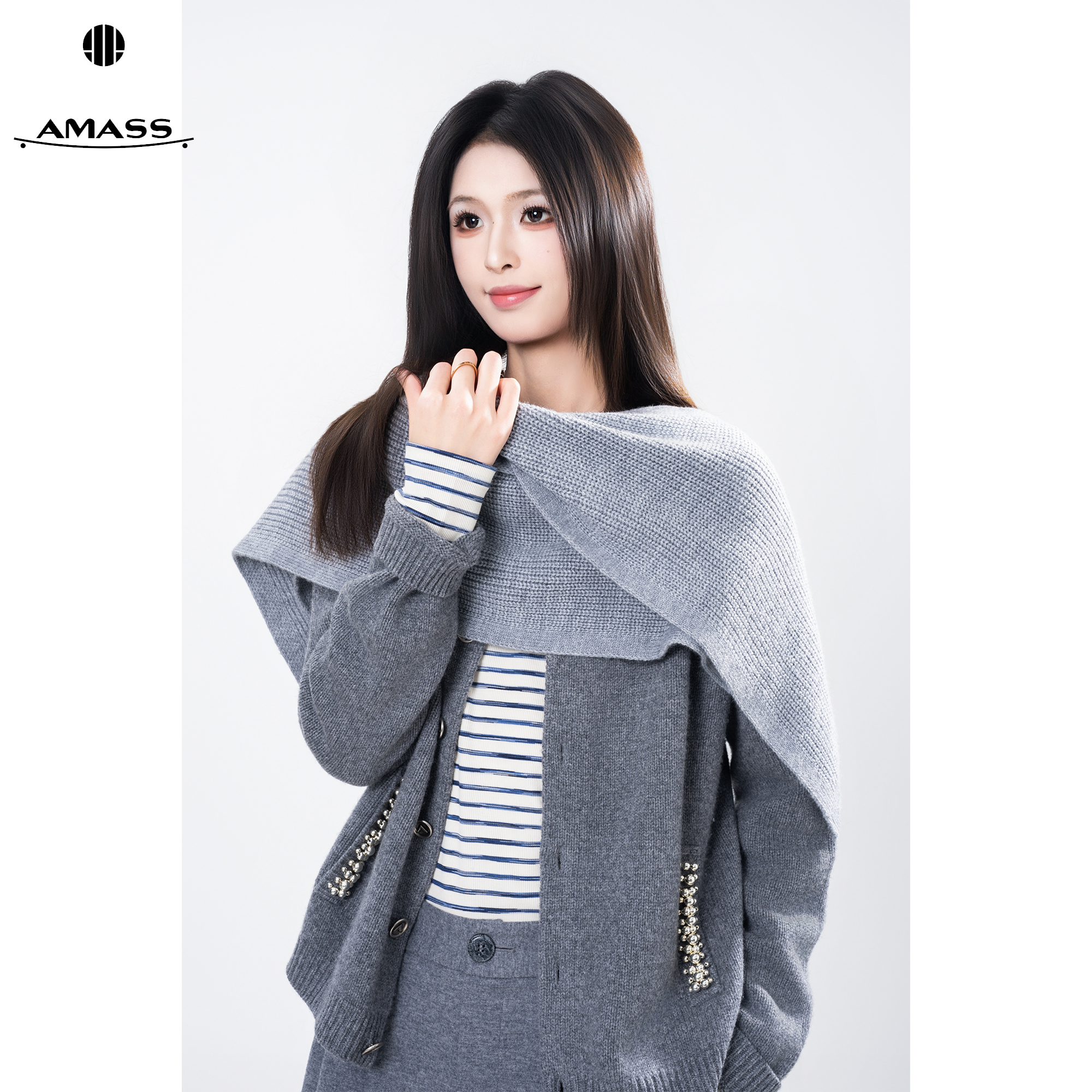 AMASS/阿玛施秋冬新款时尚百搭休闲优雅气质纯色限定披肩 5800043