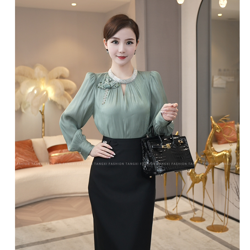 现货2025年春秋季【DD-2539】别致小众高级设计感绿色长袖衬衫上衣