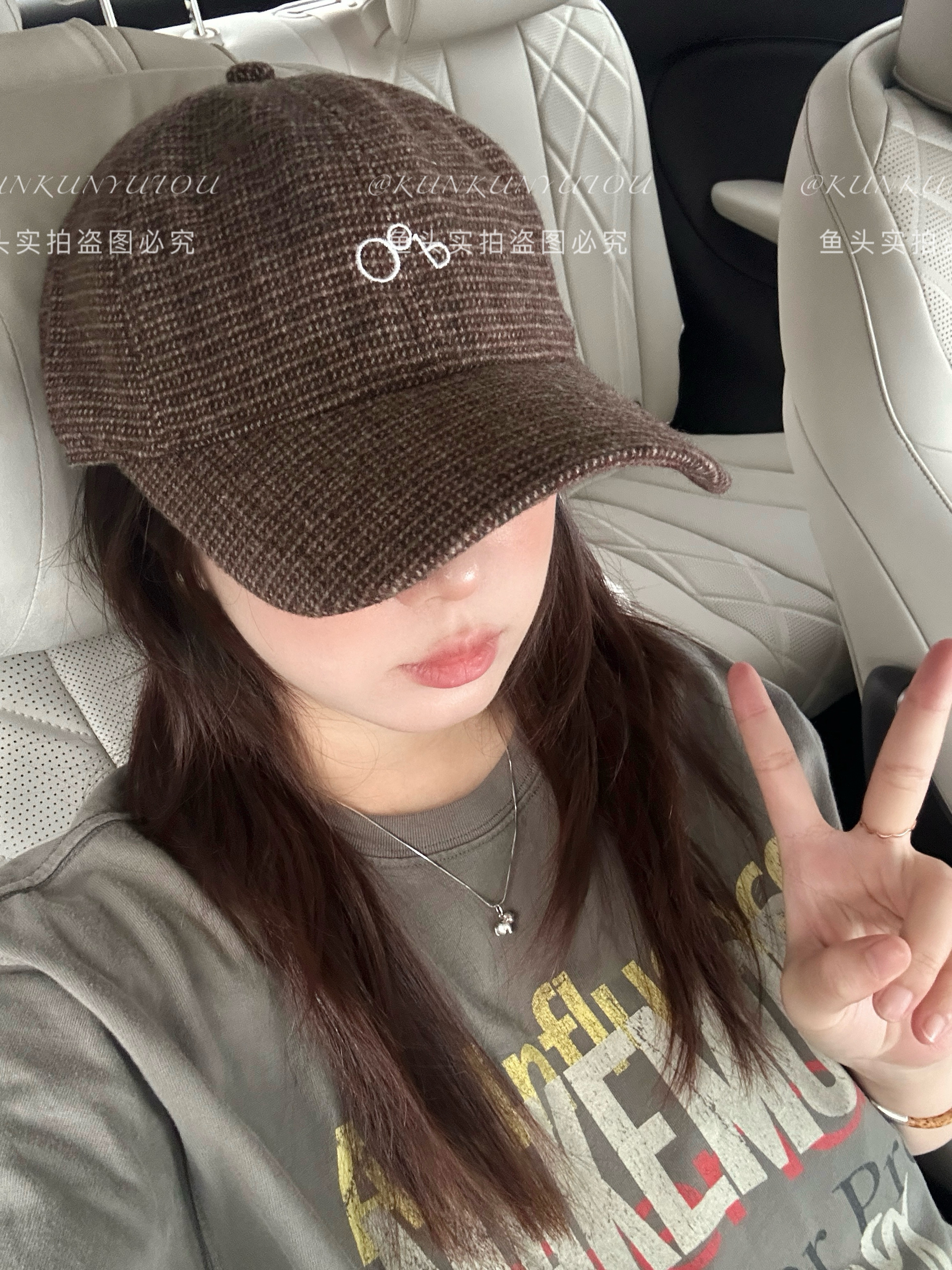困困鱼头 英伦毛呢格纹 Oob字母刺绣软顶棒球帽秋冬百搭显脸小潮