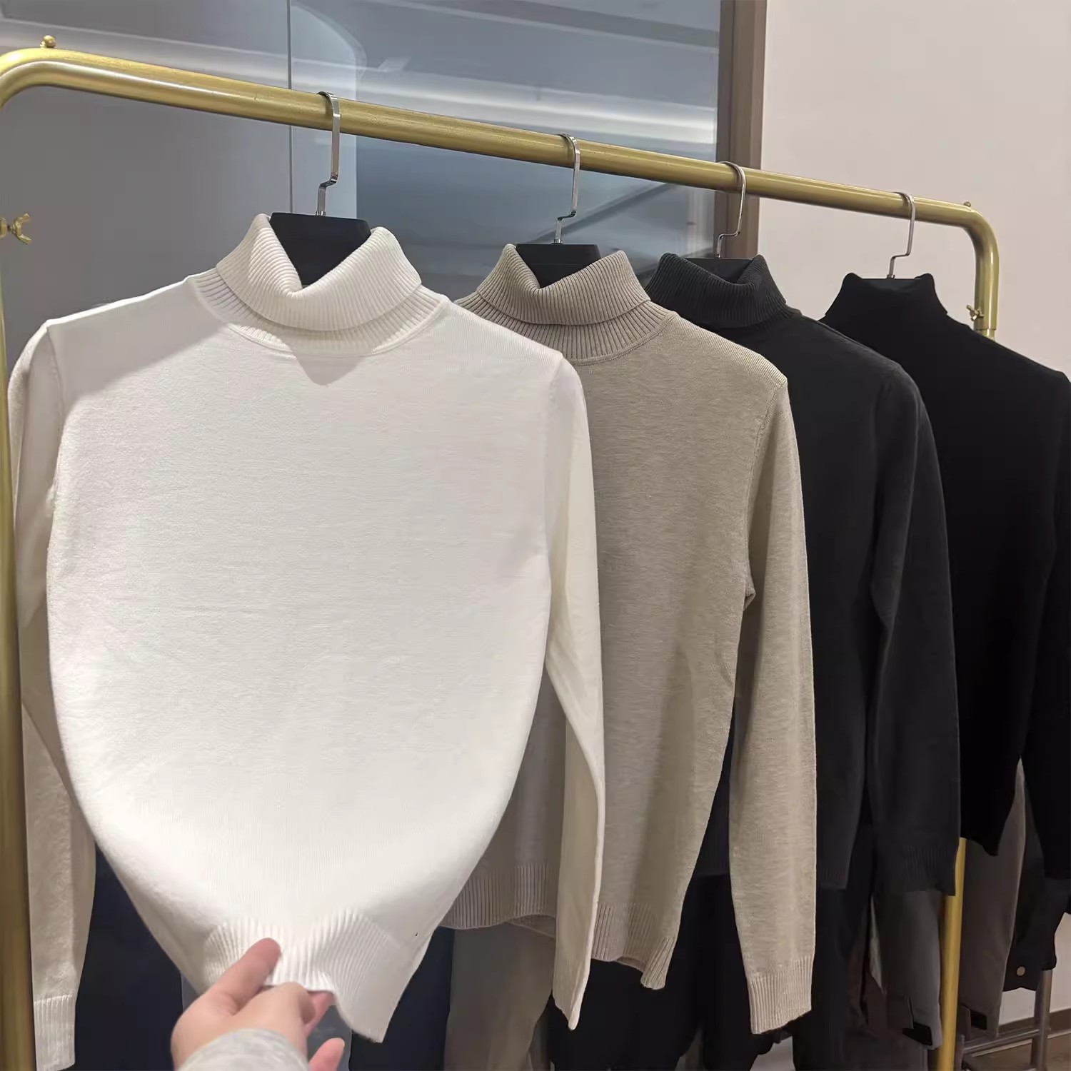 基础百搭！亲肤柔软！秋冬新款纯色休闲保暖高领修身针织衫毛衣男