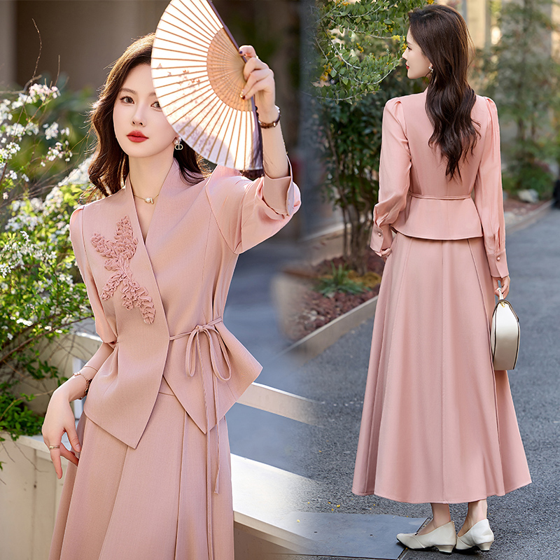 套装春秋显瘦气质小个子长袖时尚收腰洋气粉色法式禅意气质款女装