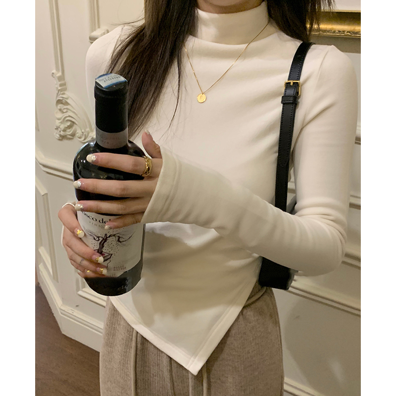 秋冬新款半高领磨毛内搭打底衫女不规则下摆开叉辣妹正肩修身T恤