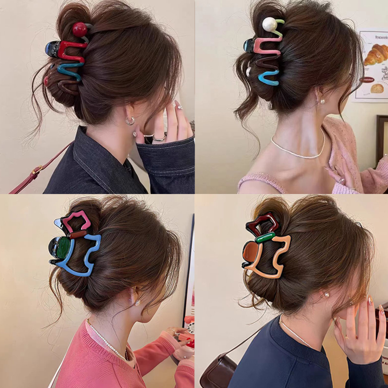 多巴胺可爱撞色线条小狗抓夹高级感后脑勺盘发鲨鱼夹发饰