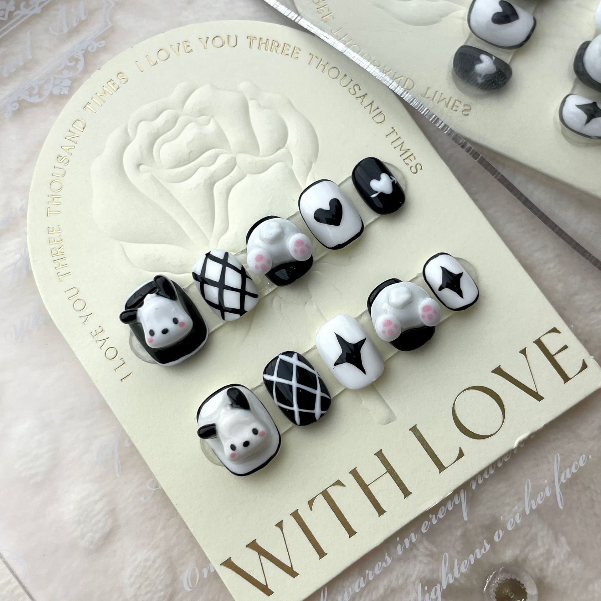 童趣可爱甜美酷少女可拆卸穿戴式帕恰狗美甲短甲穿戴甲指甲片黑色