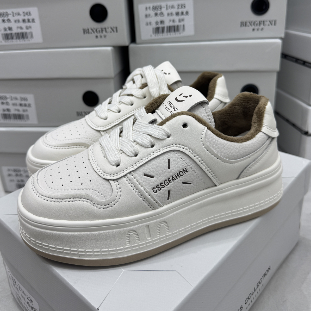 2025年新款加棉小白鞋真皮品质超轻底养脚款水上漂百搭休闲舒适