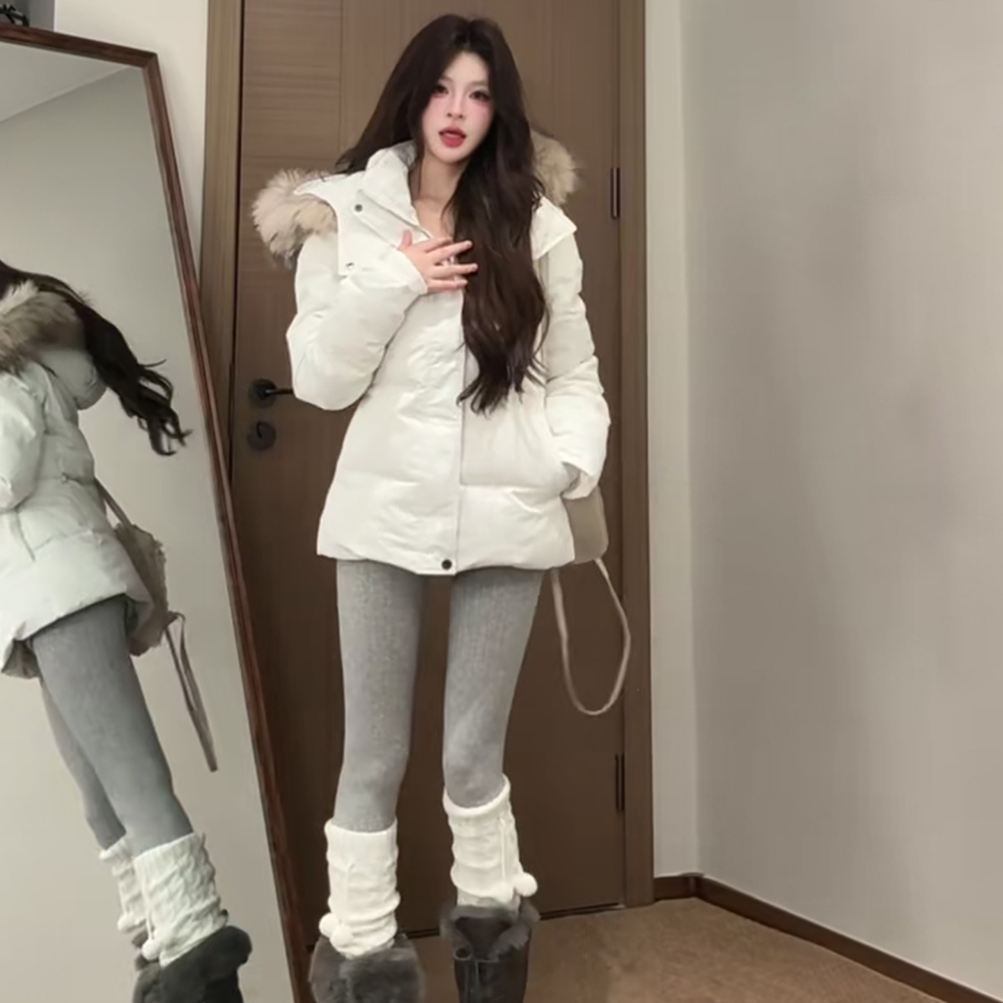 显瘦修身棉服女2025年新款韩系毛领加厚保暖棉衣棉袄冬季短款外套