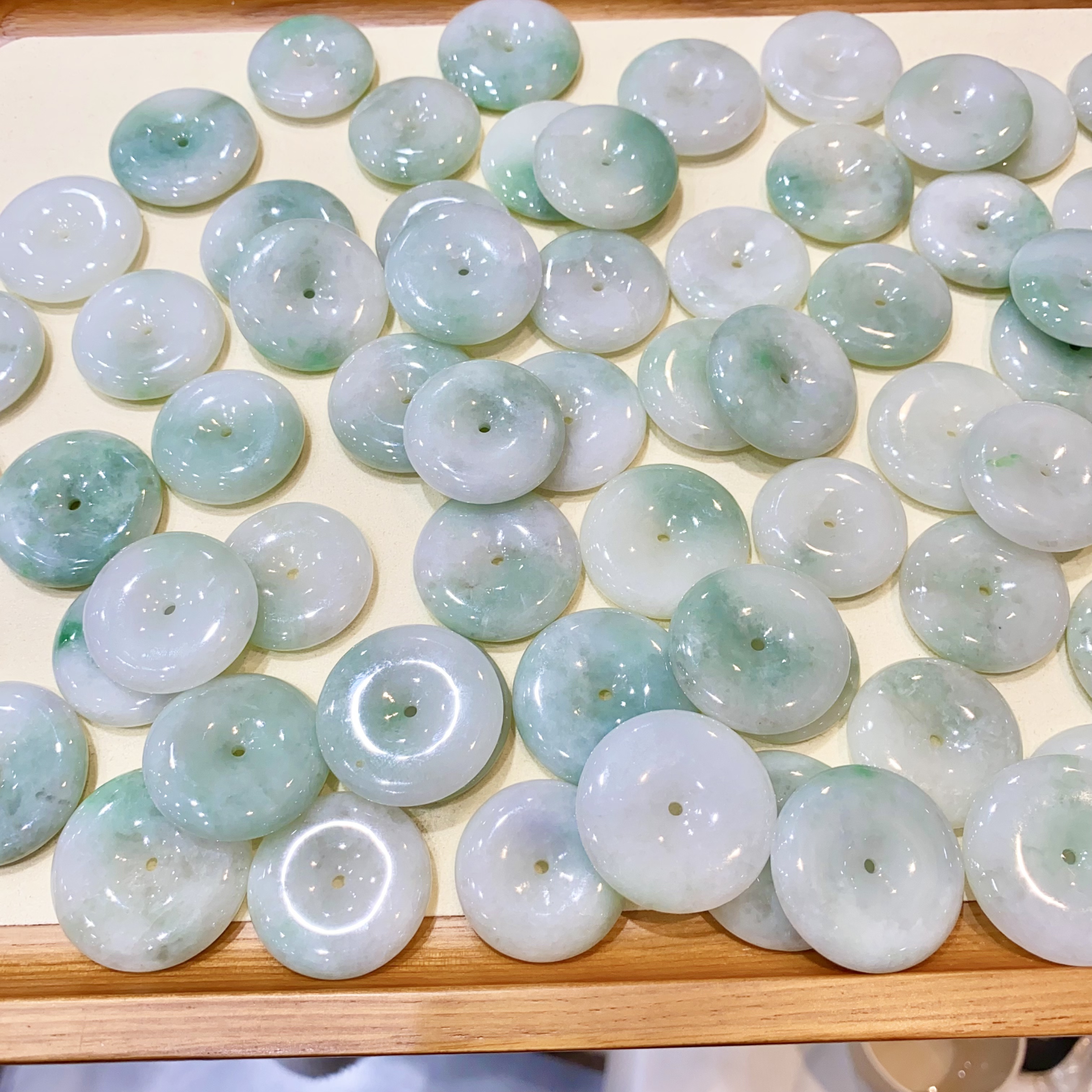 天然翡翠冰润平安扣吊坠多样性发一个 01096