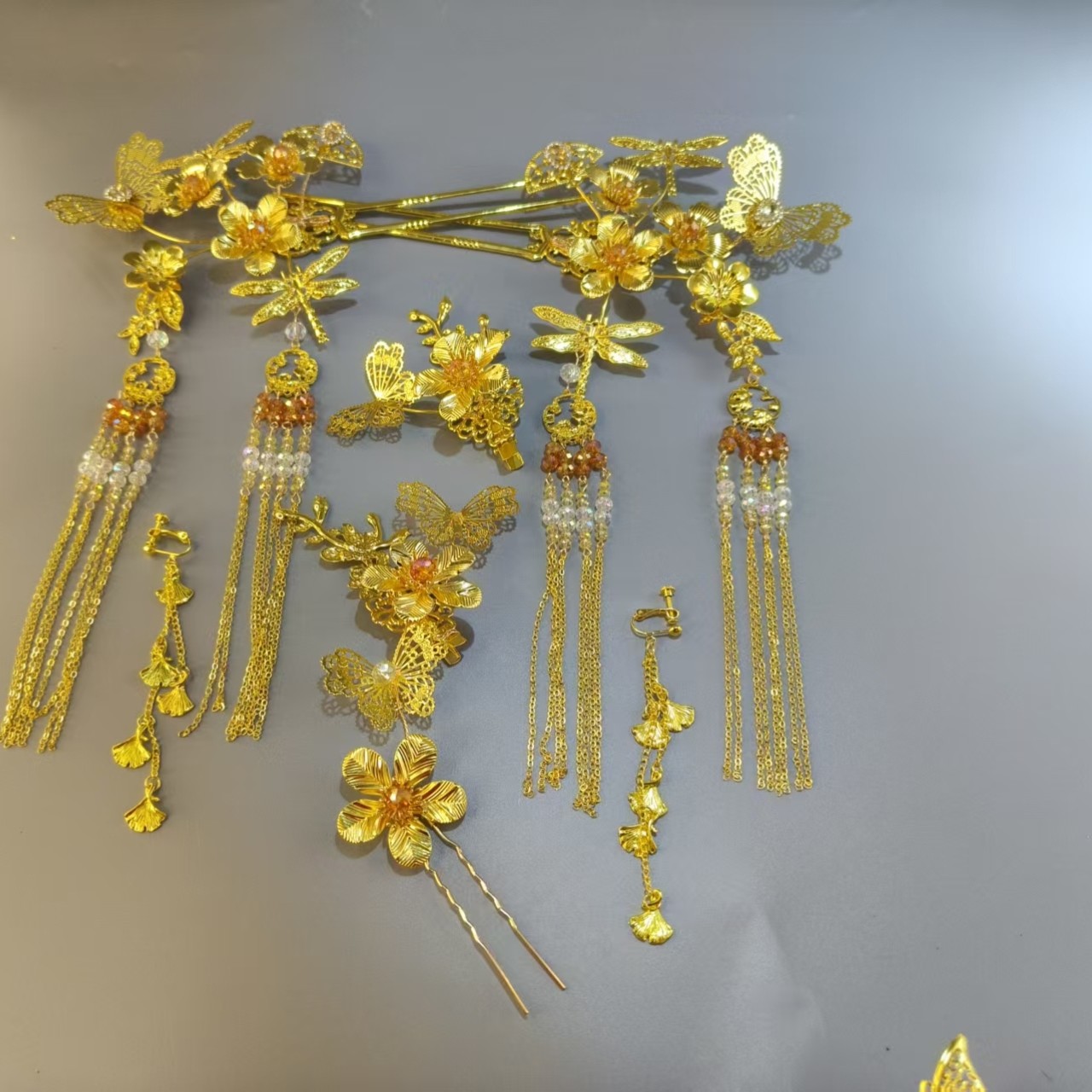 新娘金色秀禾头饰新中式龙凤褂发钗流苏步摇结婚复古高级发饰