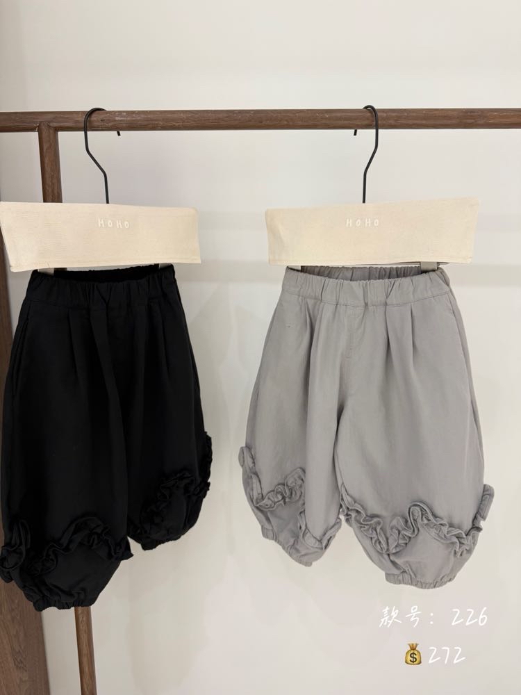 松紧灯笼裤裤早秋韩版童装秋装宝宝宽松薄款黑色儿童男童