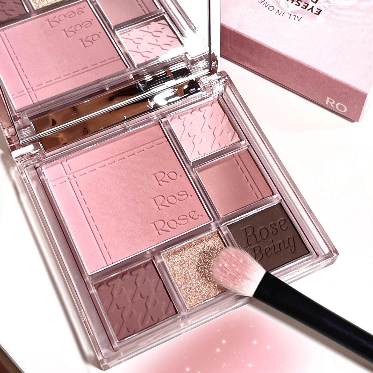 零废色淡颜早八封神！大地色珠光一体眼影盘渐变腮红盘日常综合盘