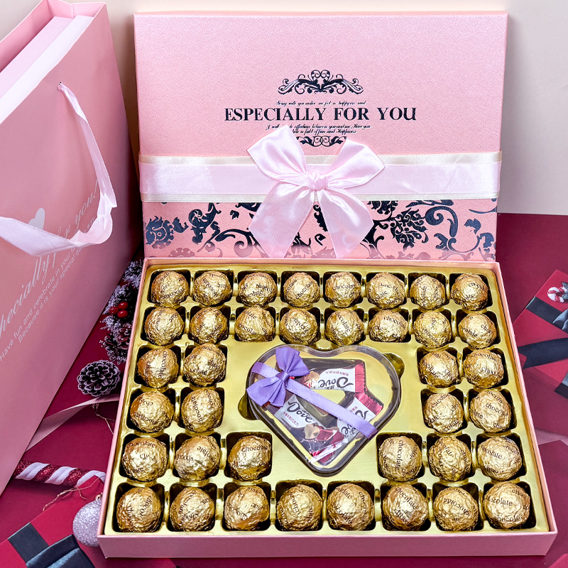 Dove/德芙圣诞节高级感礼物夹心巧克力礼物装生日礼物送女友老婆