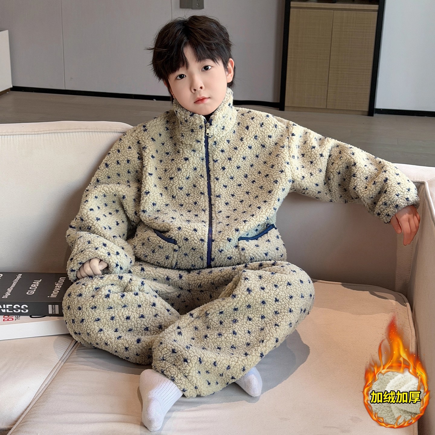 儿童装男童冬装羊羔加绒睡衣2025新款中大童冬季加厚一体绒家居服