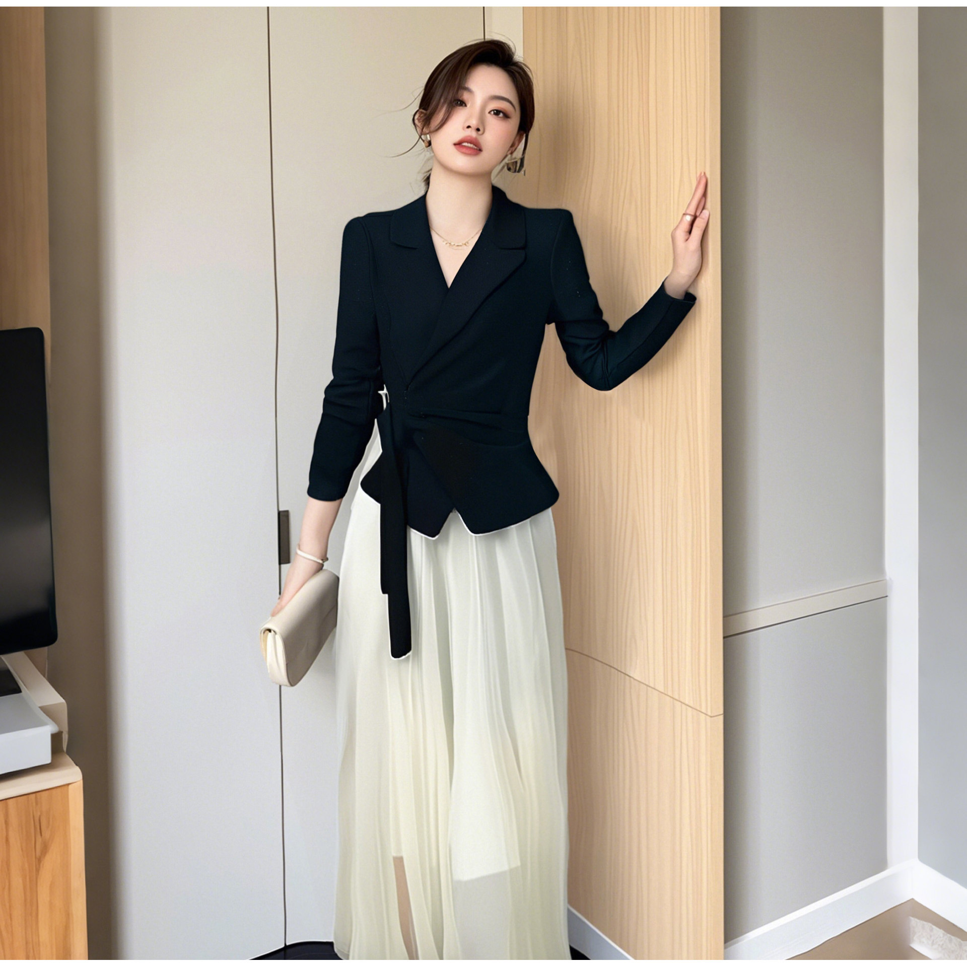 A【两件套】有内衬春季新时尚百搭优美女神大裙摆上衣+半身裙D0481