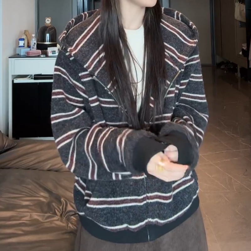 韩系宽松慵懒休闲条纹针织连帽卫衣女长袖百搭外套上衣LK2506681