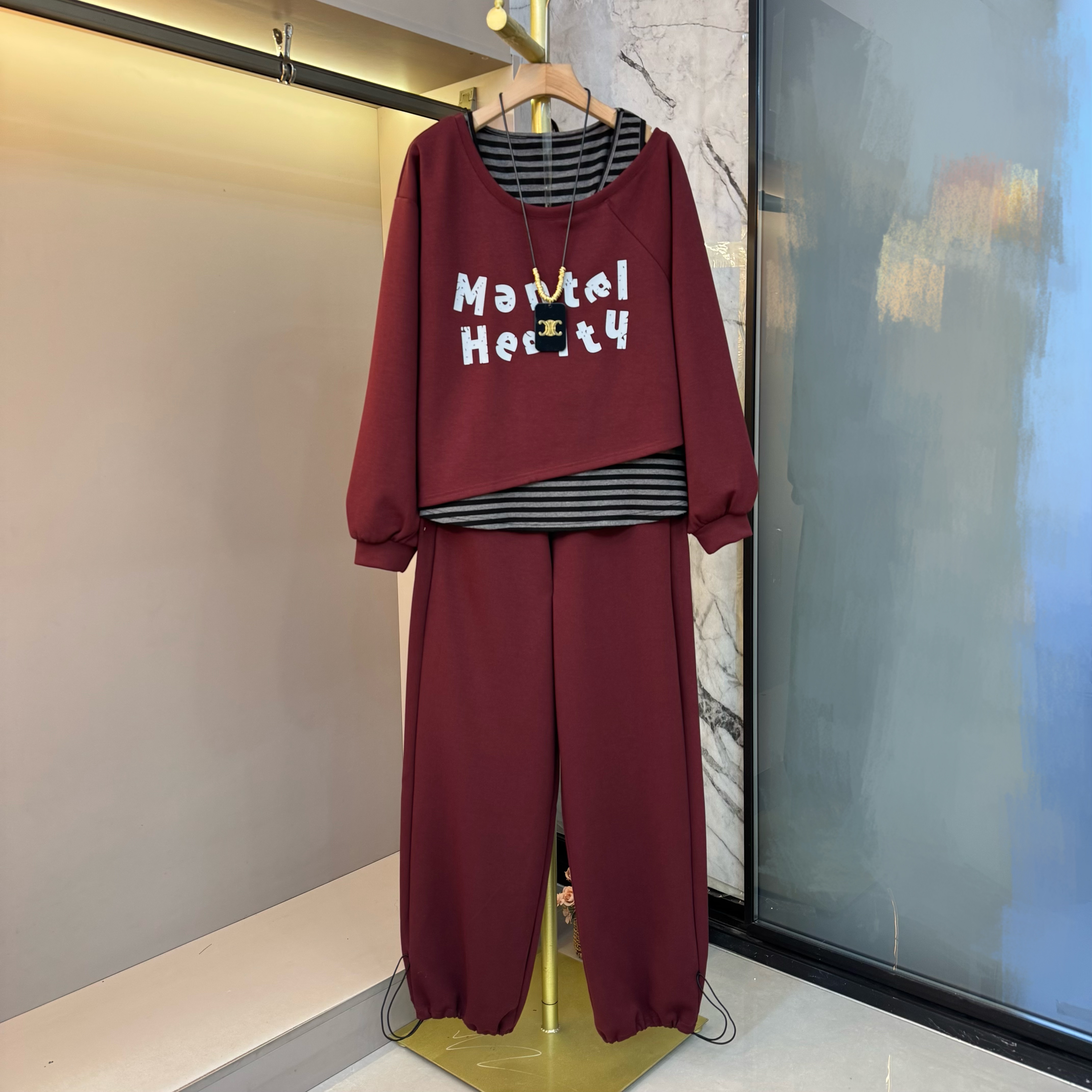 2025秋季新款藏肉洋气设计气质通勤条纹内搭+上衣+裤子三件套6014