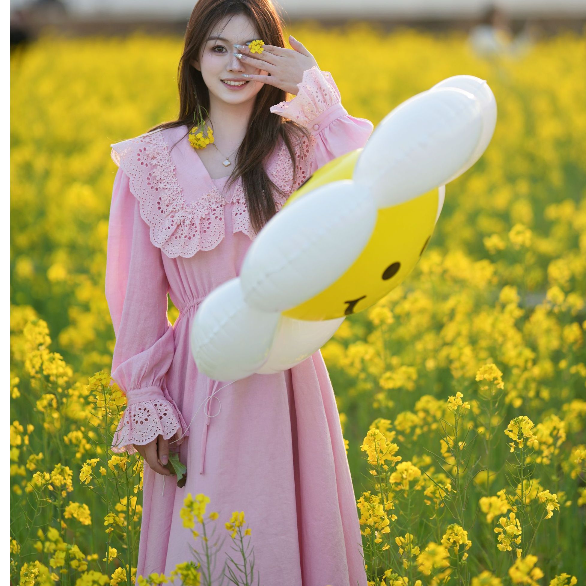 ON&ON/安乃安25年秋冬镂空韩系甜美翻领收腰长袖连衣裙N5SA16274