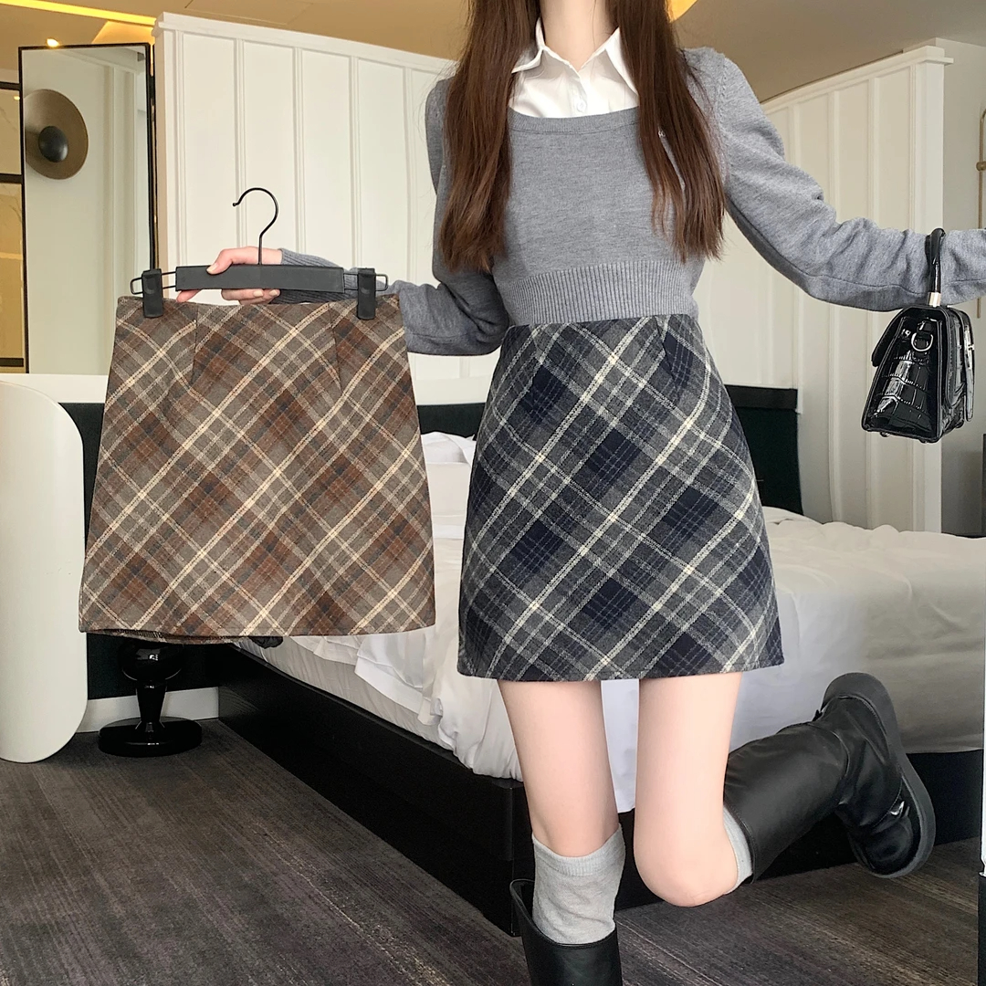百搭格子毛呢包臀半身裙女小个子秋冬新款显瘦气质设计感高腰短裙