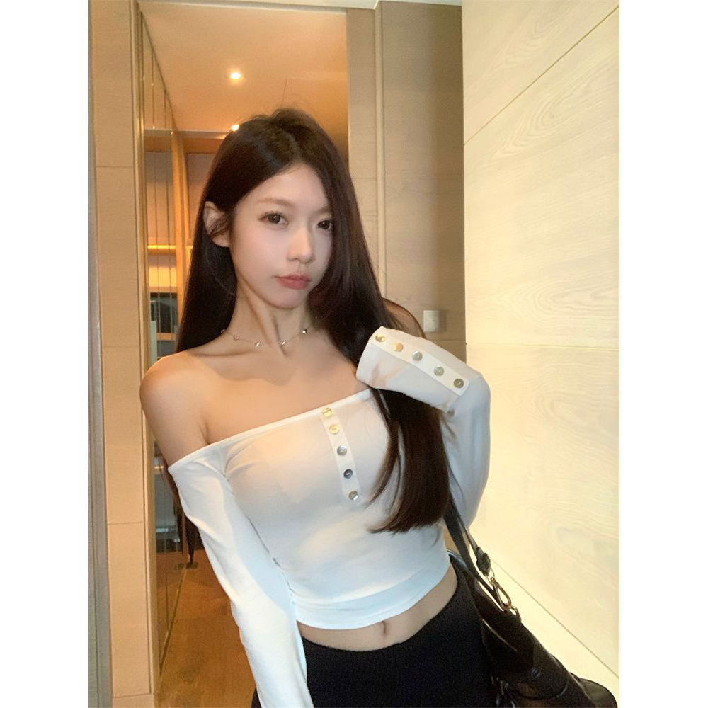 辣妹风白色一字领长袖T恤女装秋季短款修身显瘦露肩打底衫上衣潮