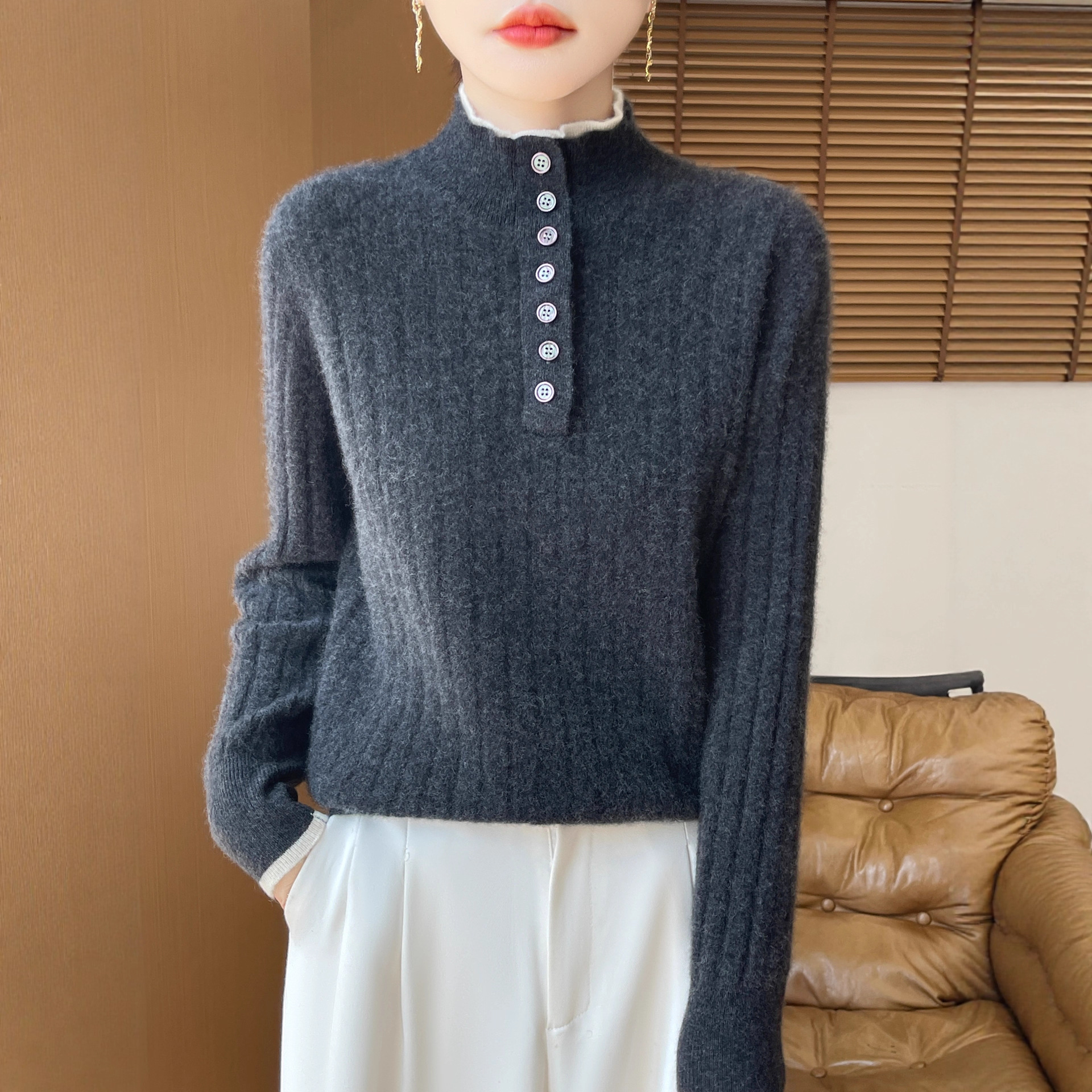 秋冬款羊毛衫女半开纽扣假两件宽松长袖套头半高领羊毛针织打底衫