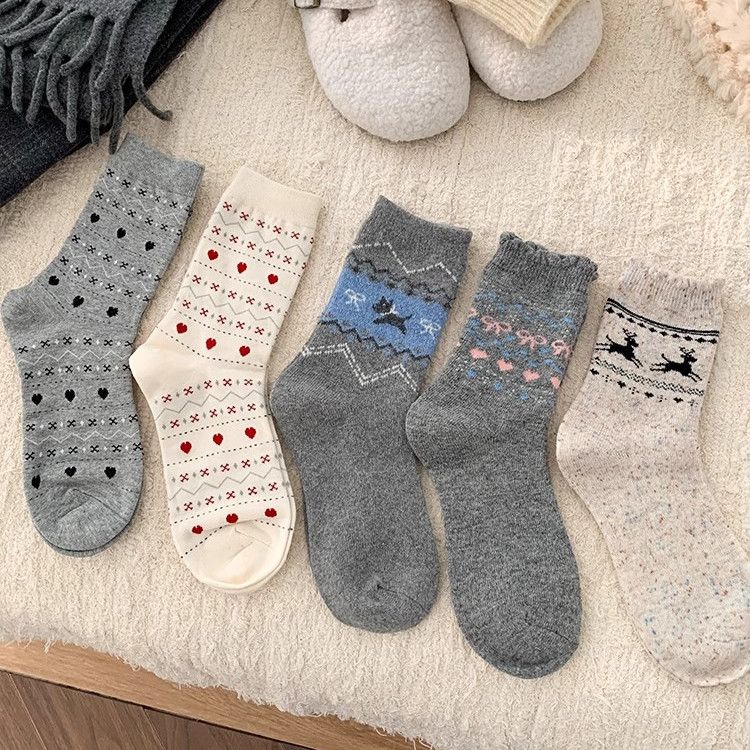 儿童秋冬款女童袜子棉袜灰色费尔岛中筒袜学生保暖爱心冬天长筒袜