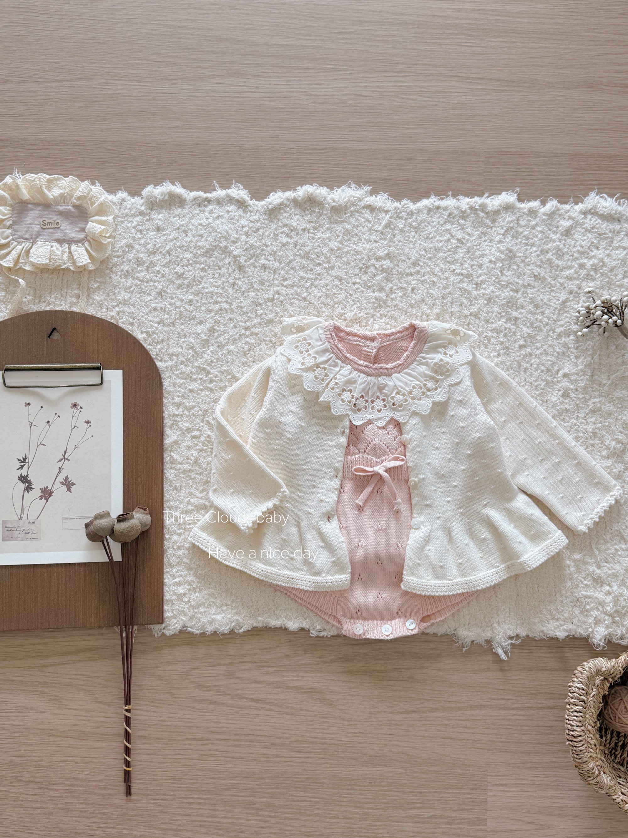三小朵2667【半糖桃酥】春秋婴幼儿精致花边领针主包屁衣哈衣外套