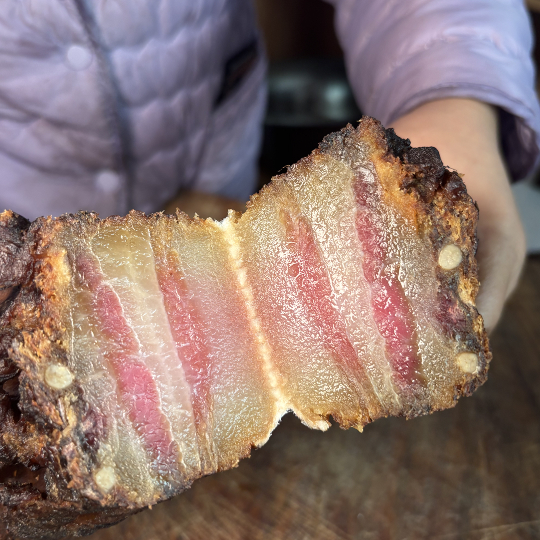 湘西辰溪烟熏挑骨精品五花腊肉(五花层次漂亮）